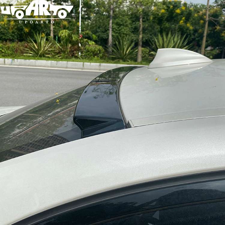 5 Series G38 Roof Spoiler