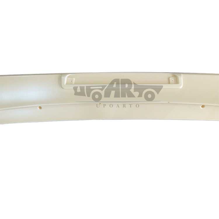 toyota hiace spoiler picture