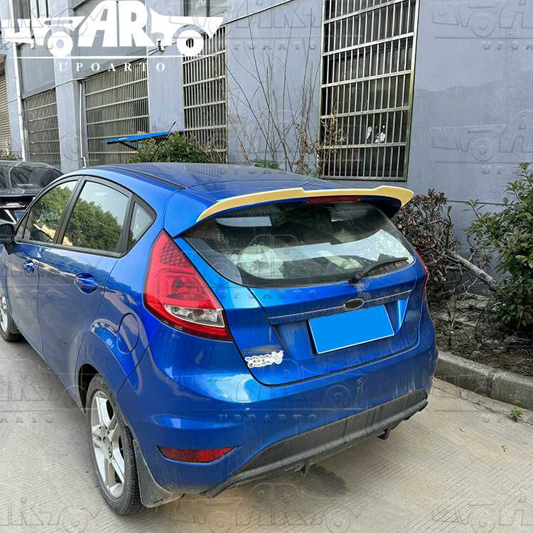 spoiler ford fiesta 2011