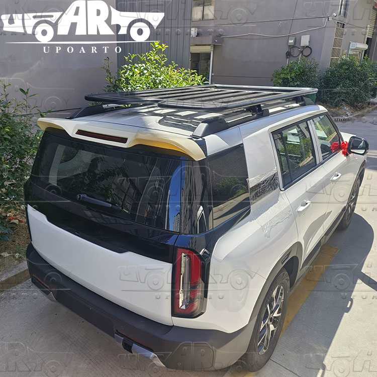 Beijing bj30 tail wing