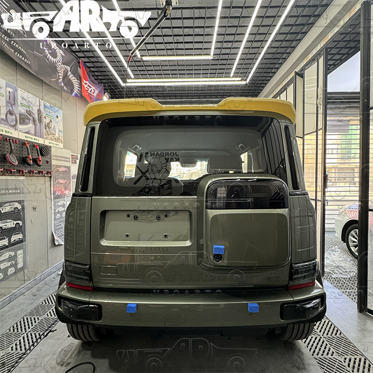 V23 Rear Spoiler Wing