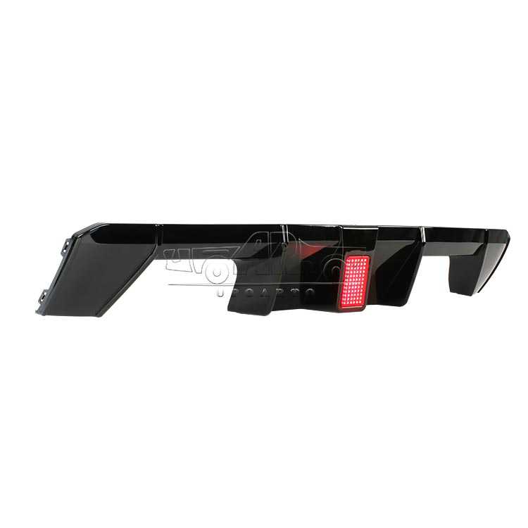 2020+ BMW M3 G80 M4 G82 Rear Lip Diffuser With Lamp