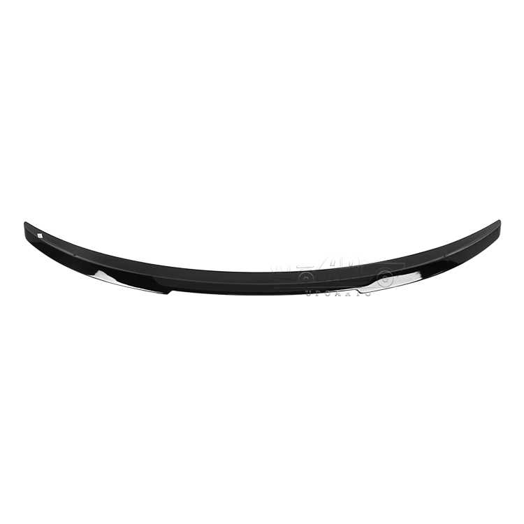 e82 wing