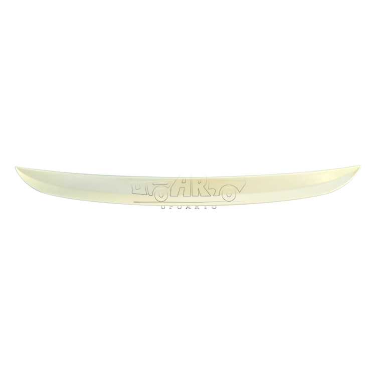 gle 2020 trunk spoiler