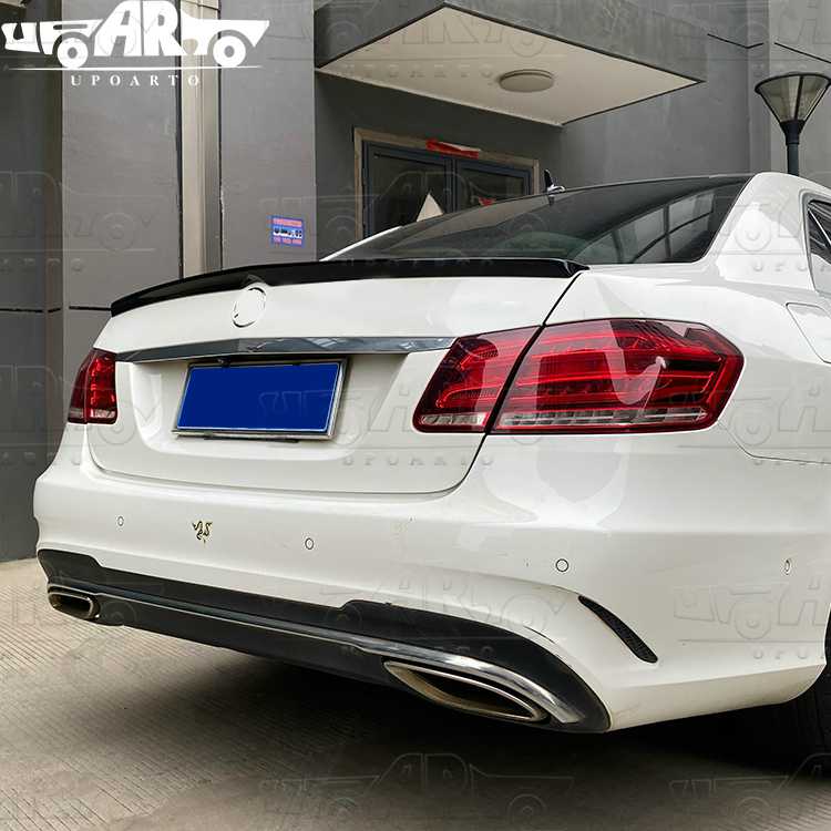 benz w212 rear spoiler