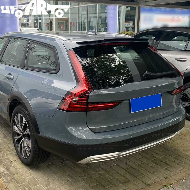volvo v90 spoiler cover