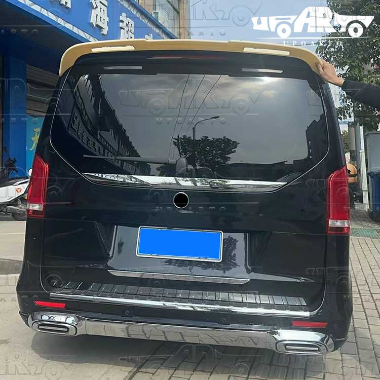 mercedes benz rear spoiler