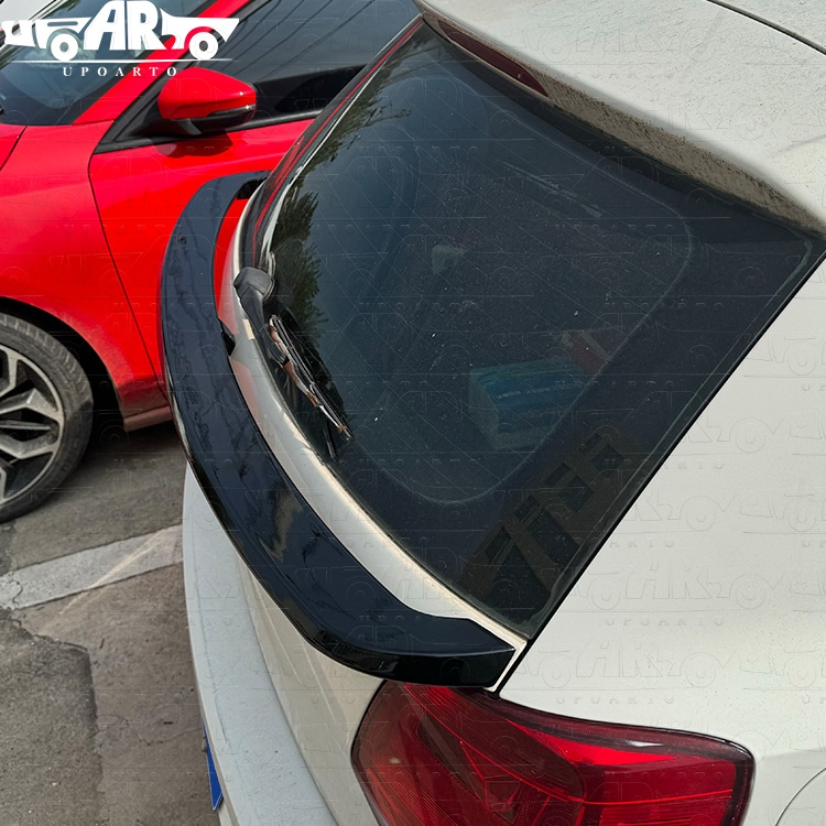 polo mid spoiler
