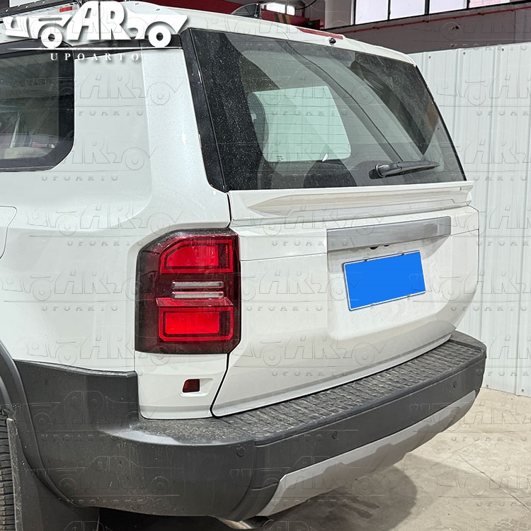 j250 trunk spoiler