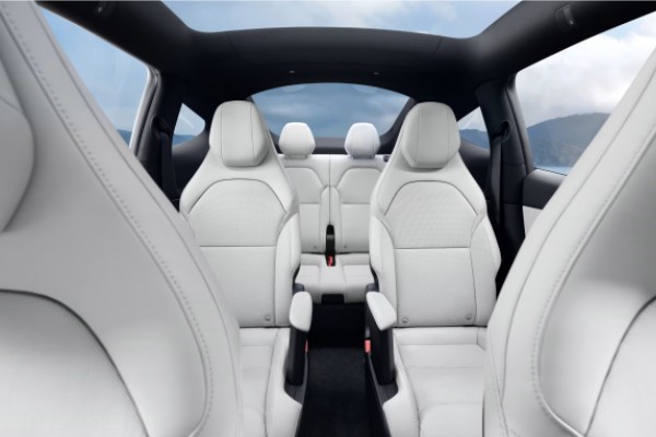 Model Y L seat Model Y L seat