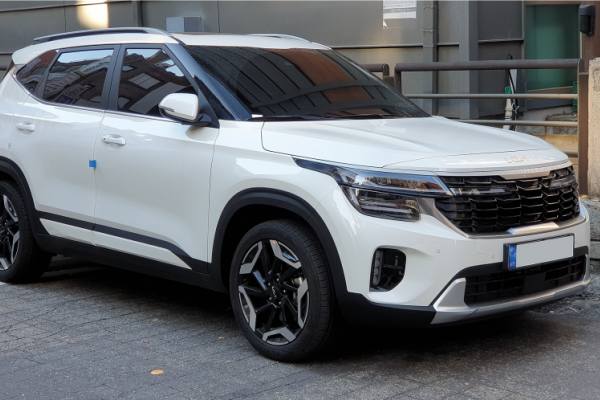 Kia Seltos front Kia Seltos front