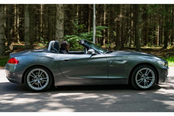 e89 side
