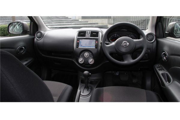 Nissan Almera interior Nissan Almera interior
