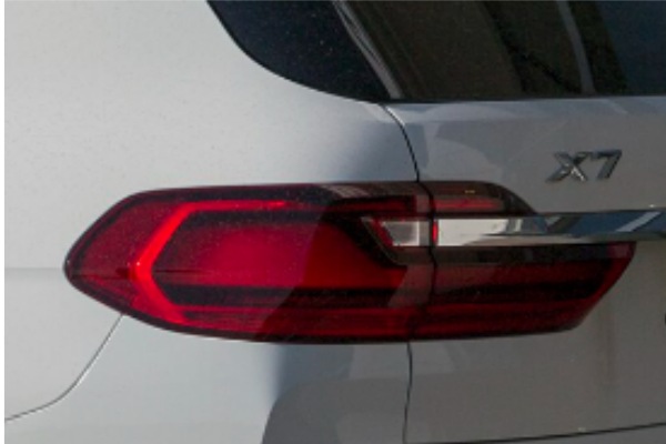 pre lci taillight