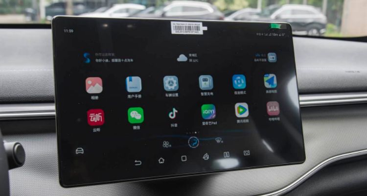 Infotainment and Connectivity Infotainment and Connectivity