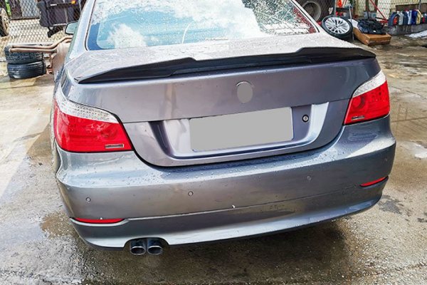 6251776057081443.jpg E60 PSM SPOILER.jpg