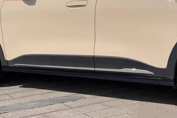 geely ex2 side skirt geely ex2 side skirt