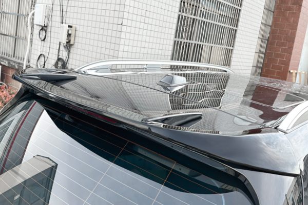 411785735058226.jpg bmw x7 g07 spoiler.jpg
